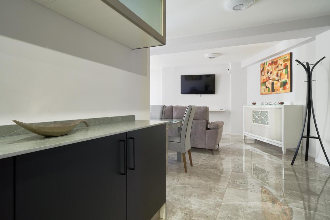 Stylish Central Malaga Luaran gambar